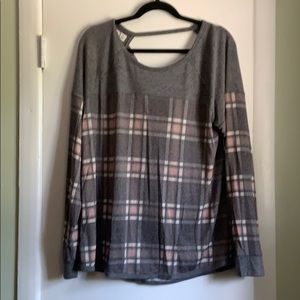 Long sleeve 24/7 top